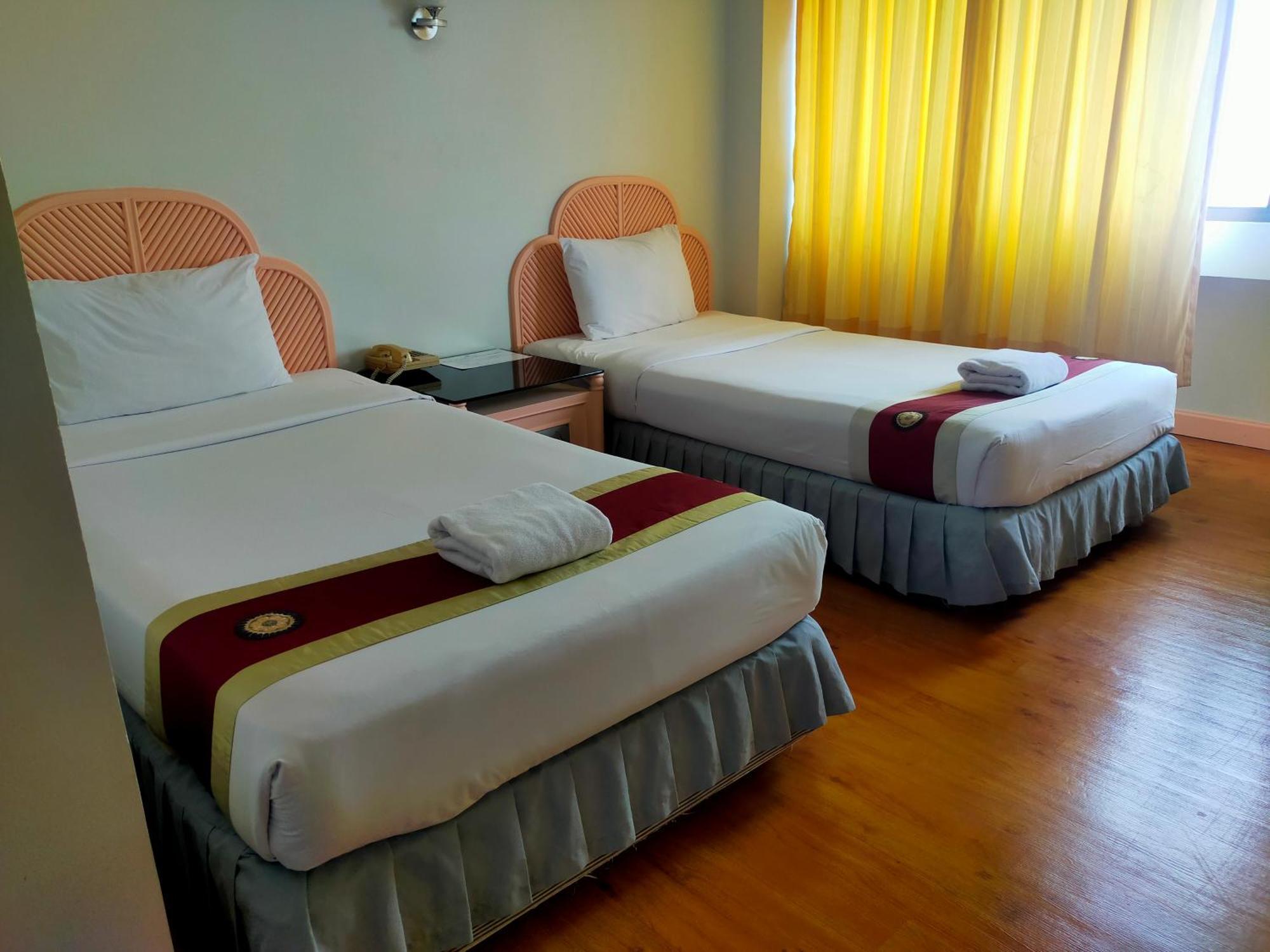 Thumrin Hotel Trang Oda fotoğraf