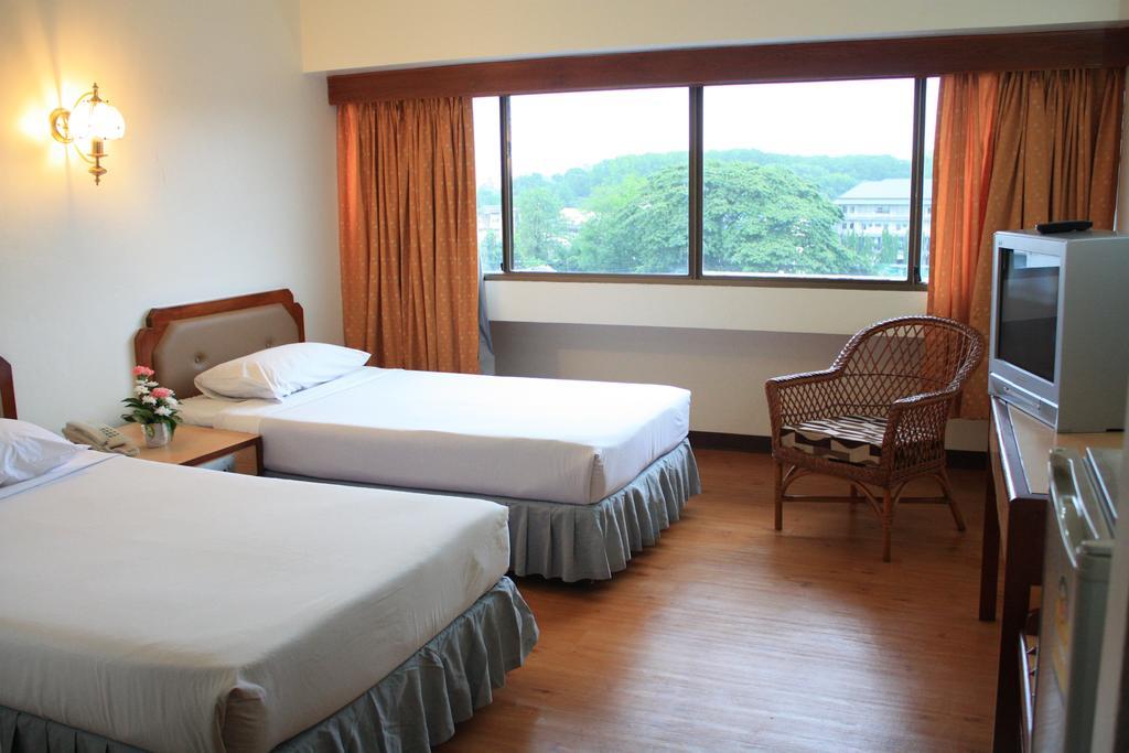 Thumrin Hotel Trang Oda fotoğraf