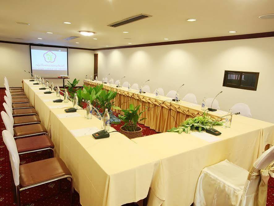 Thumrin Hotel Trang Dış mekan fotoğraf