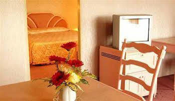 Thumrin Hotel Trang Dış mekan fotoğraf
